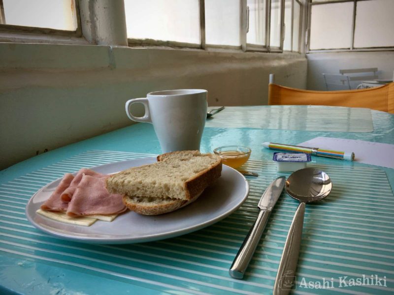リスボンの宿での朝食