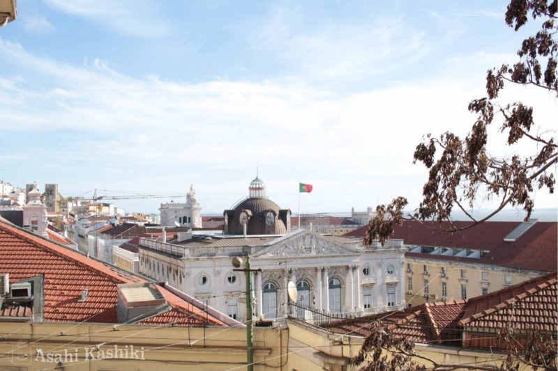高台から見たリスボンの街の眺め